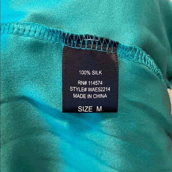 Silk green blouse - Picture 6 of 8